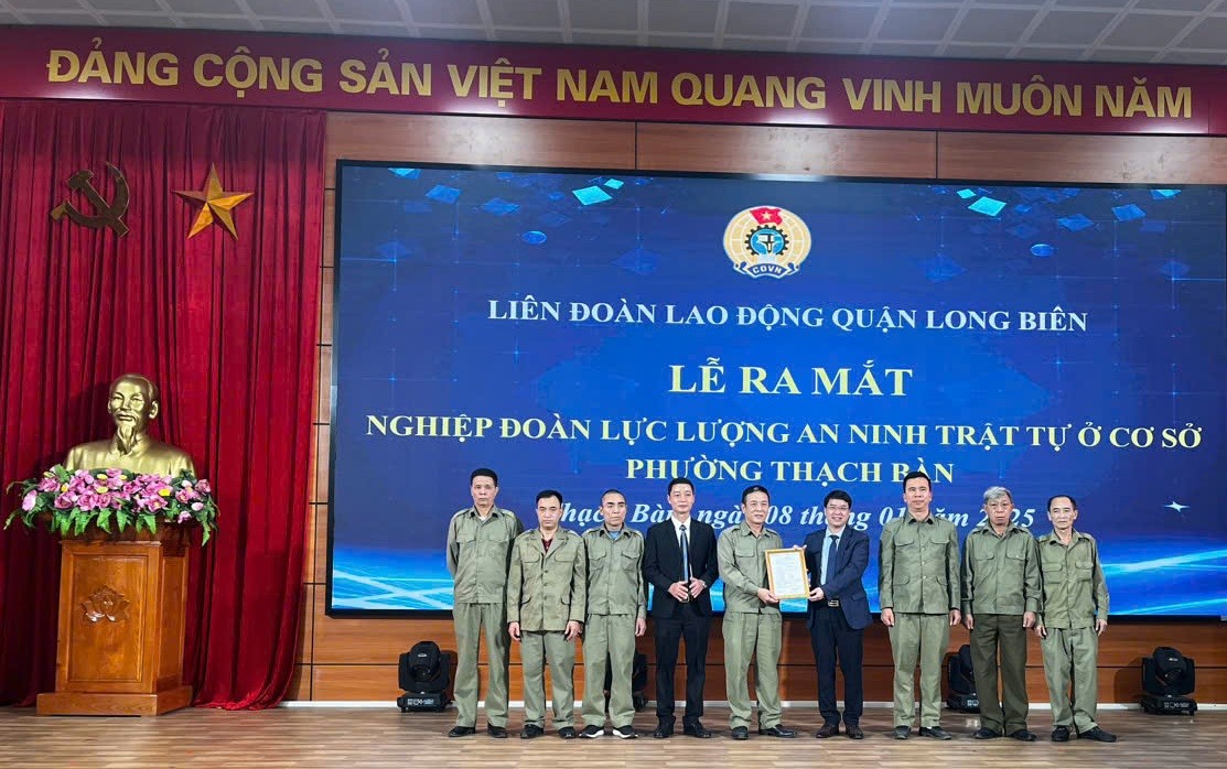 Quận Long Biên: Thêm 3 Nghiệp đoàn lực lượng an ninh, trật tự ở cơ sở được thành lập