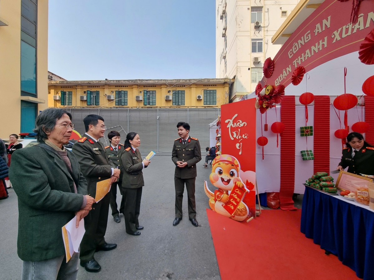 Công an Hà Nội vui Xuân, đón Tết cùng đoàn viên công đoàn