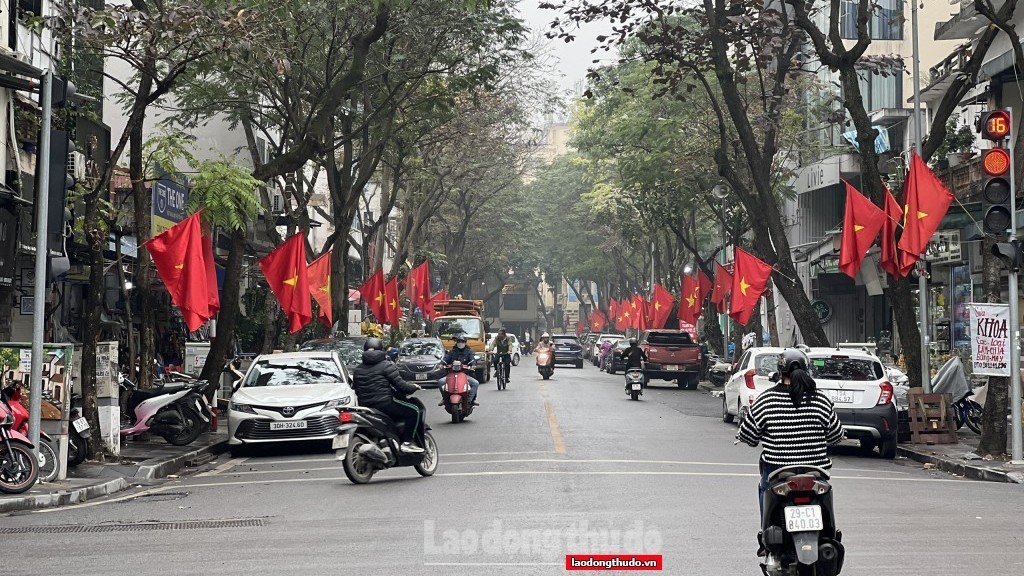 Dự báo thời tiết Hà Nội ngày mùng 1 Tết: Nắng hanh, đêm và sáng trời rét đậm