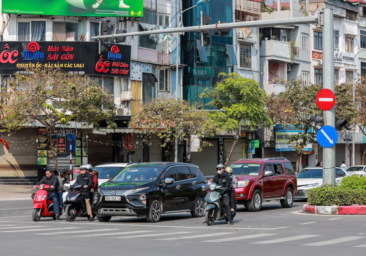 Hà Nội: Chuyển biến giao thông đáng ghi nhận những ngày đầu Xuân Ất Tỵ