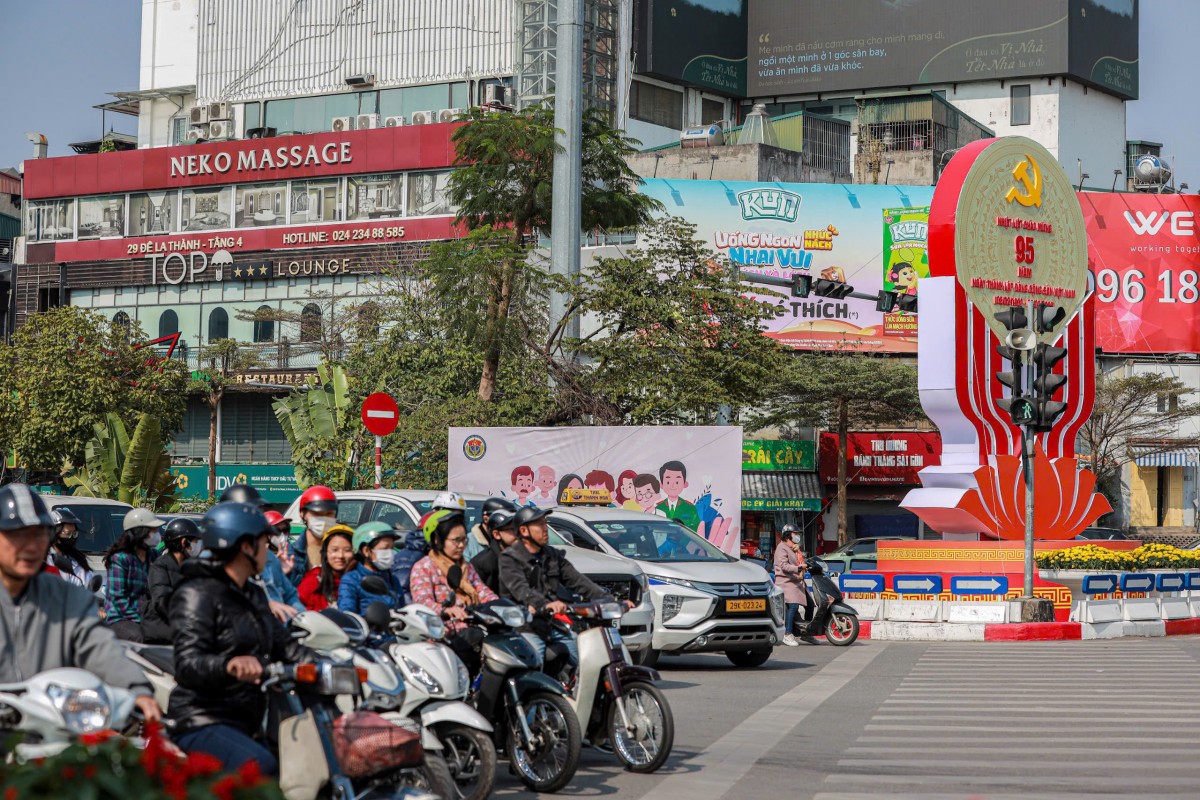 Hà Nội: Chuyển biến giao thông đáng ghi nhận những ngày đầu Xuân Ất Tỵ