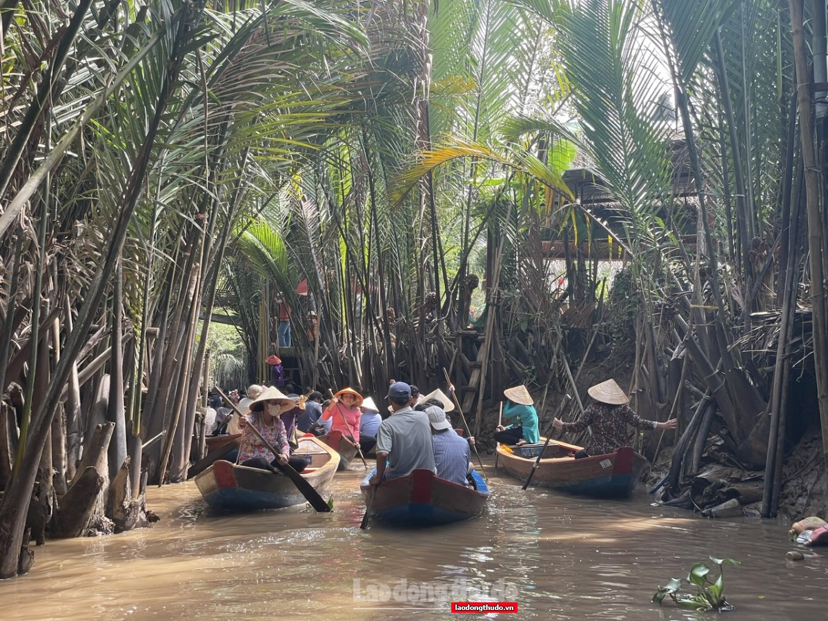 Du Xuân miền Tây, trải nghiệm thú vị những ngày đầu năm