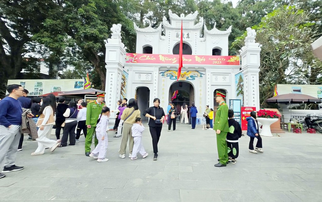 Để du xuân, lễ hội được an toàn, bình yên