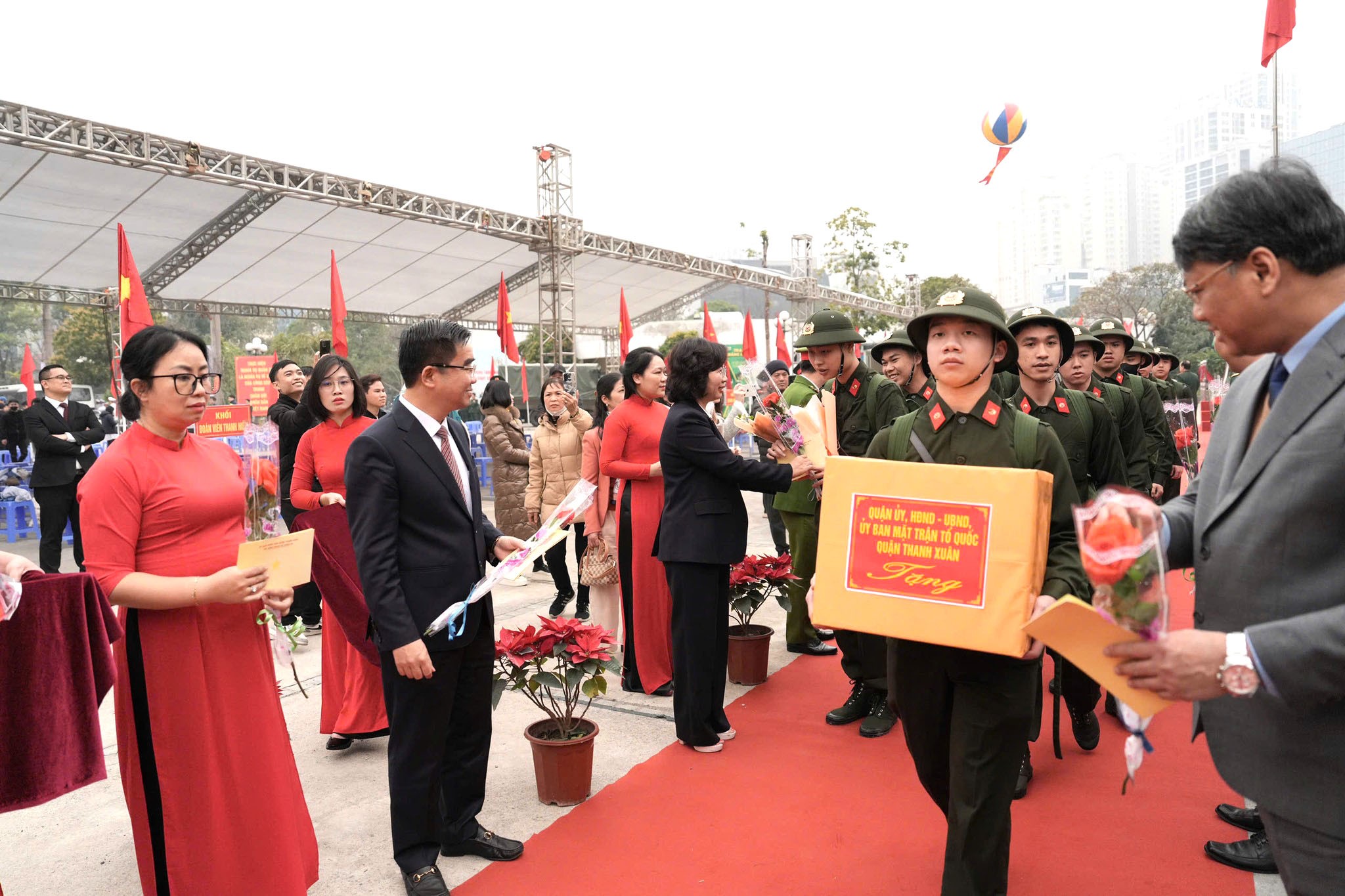 Sáng nay (13/2), gần 4.500 thanh niên Thủ đô nô nức lên đường nhập ngũ