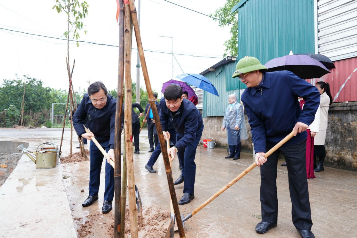 Công đoàn huyện Ứng Hòa: Nhiều hoạt động hướng về Đại hội Đảng bộ các cấp