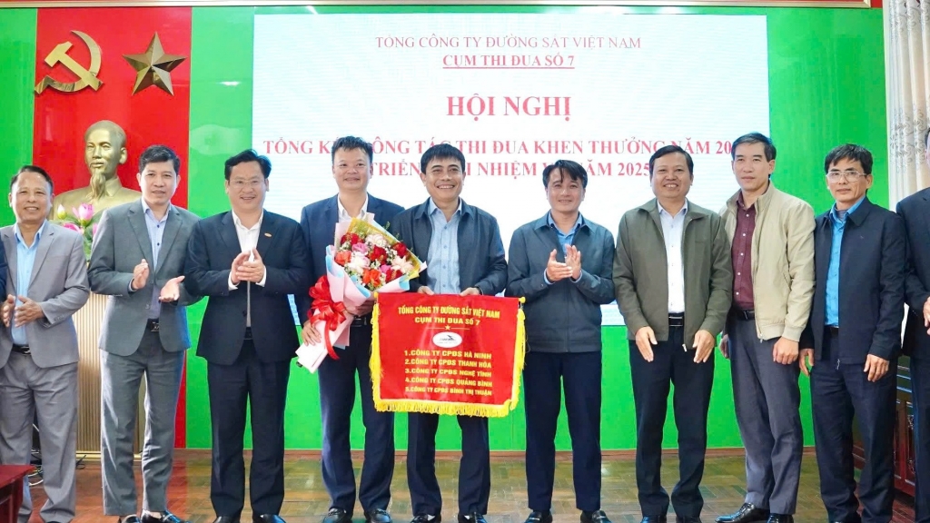 Cụm thi đua số 7 phấn đấu tốp đầu trong khối quản lý kết cấu hạ tầng đường sắt