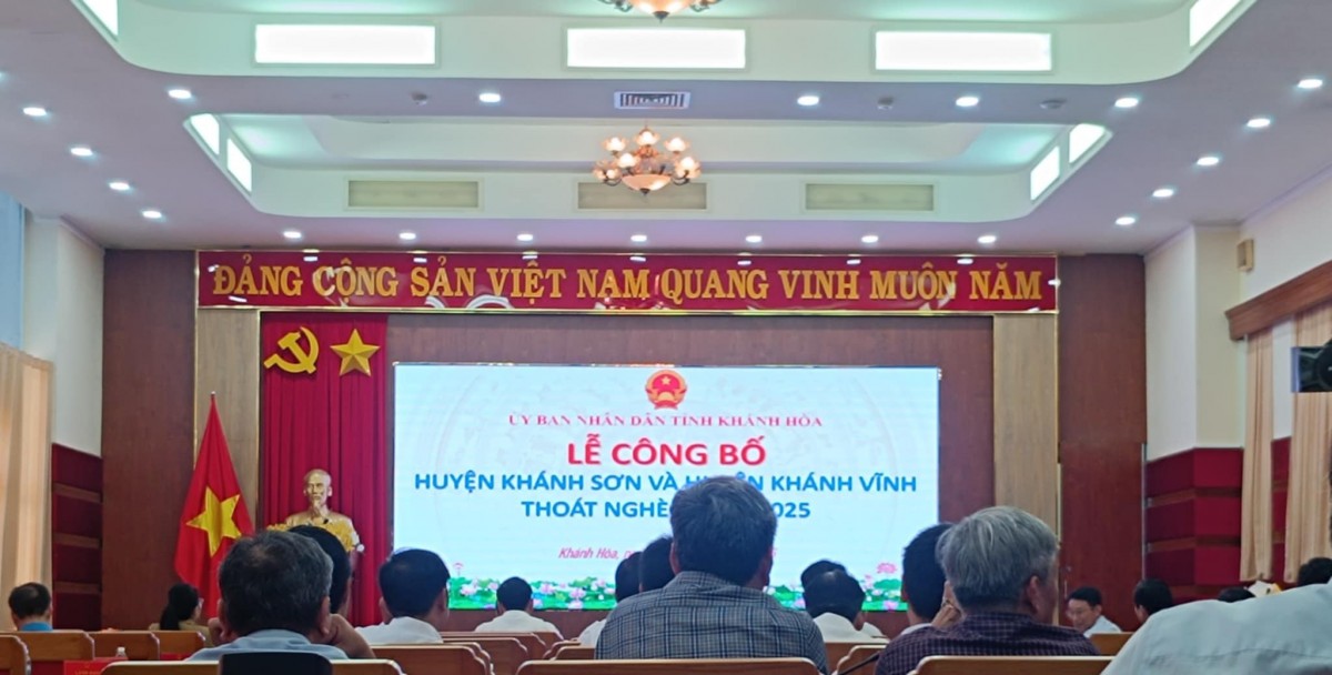 Khánh Hòa: Công bố Quyết định của Thủ tướng Chính phủ công nhận 2 huyện miền núi thoát nghèo