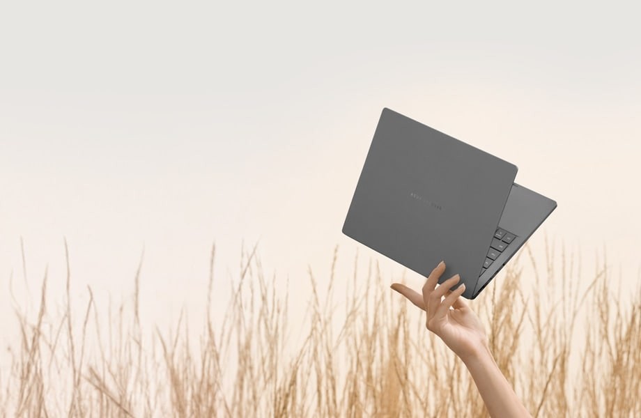 Asus ra mắt laptop AI siêu nhẹ: Hiệu suất mạnh mẽ, pin bền bỉ