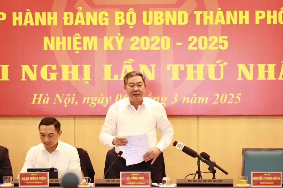 Ban Chấp hành Đảng bộ UBND thành phố Hà Nội tổ chức hội nghị lần thứ nhất