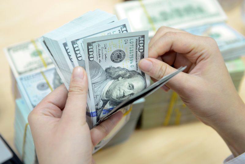 Tỷ giá USD hôm nay (12/7): Giá USD “chợ đen” tăng nhẹ chiều mua vào