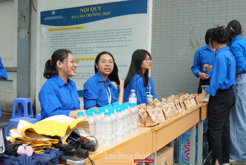 Chùm ảnh: Học sinh Hà Nội bước vào môn thi Ngữ văn