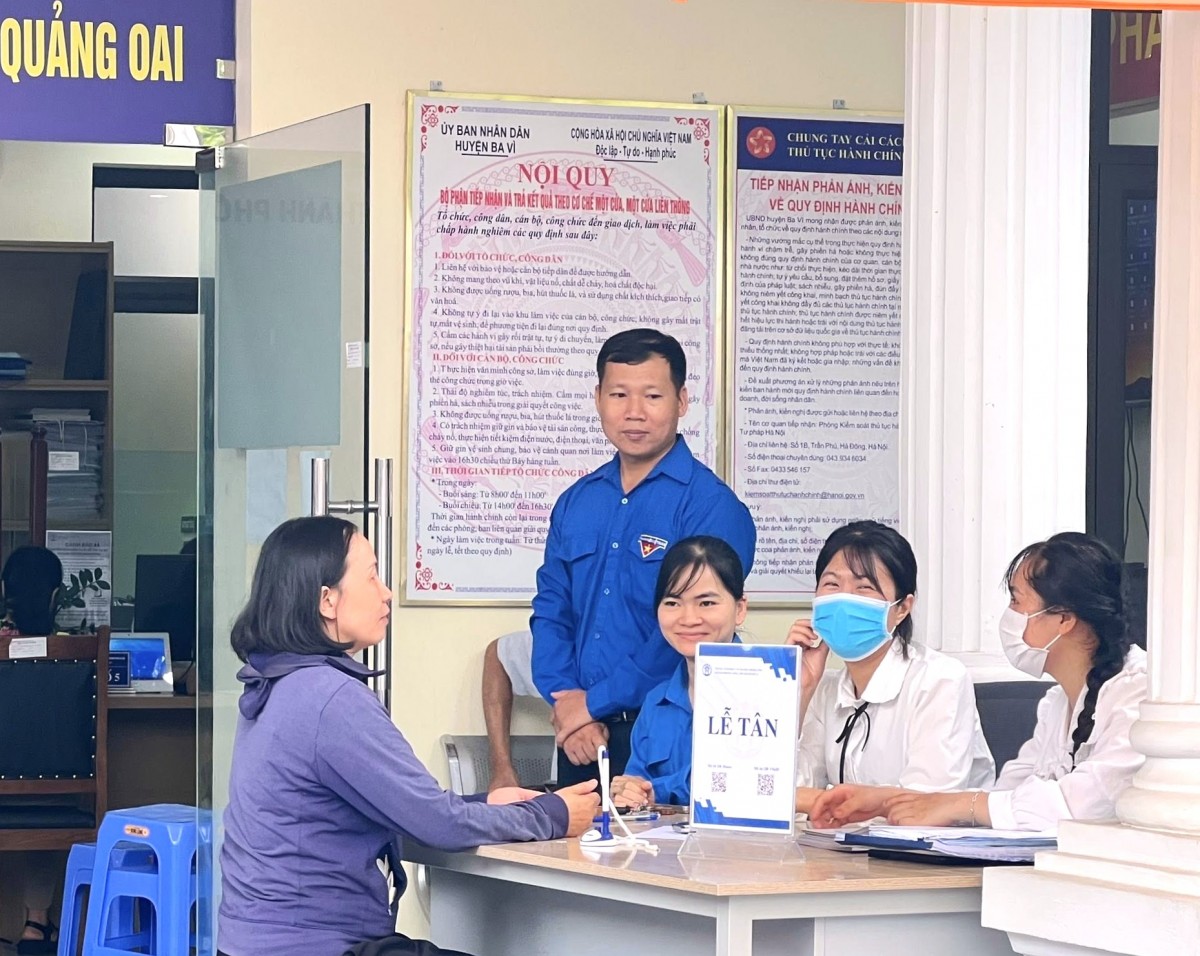 Hơn 10 ngày vận hành mô hình chính quyền 2 cấp ở Hà Nội: Nhiều giải pháp linh hoạt, người dân hài lòng