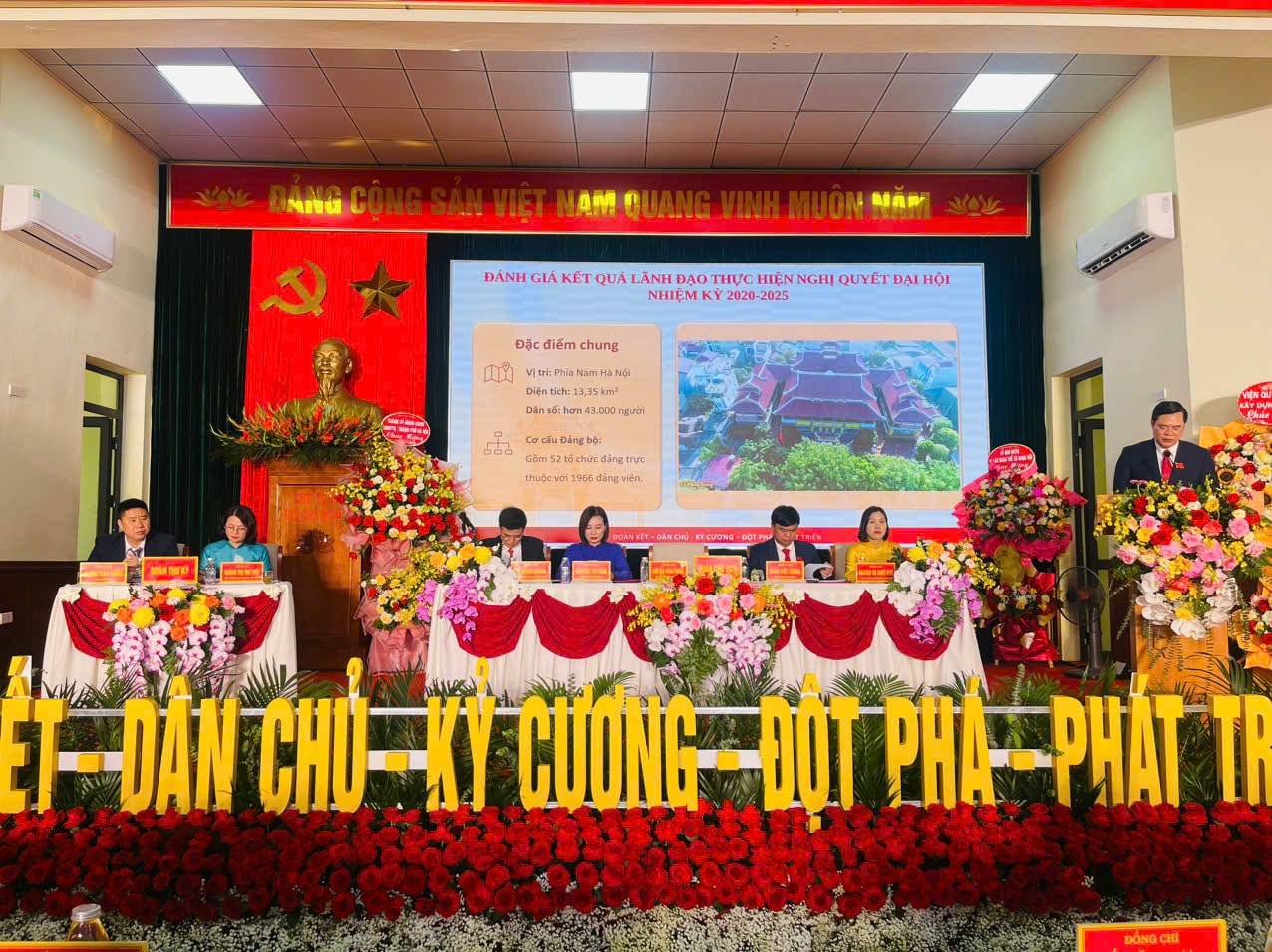 Nhấn vào ảnh để phóng to ngoc-hoi-6.jpg?w=1130