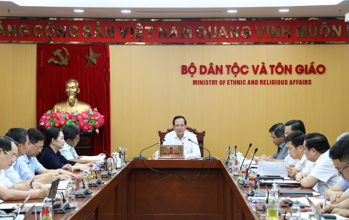 Cử 34 cán bộ về địa phương, thúc đẩy mô hình chính quyền hai cấp