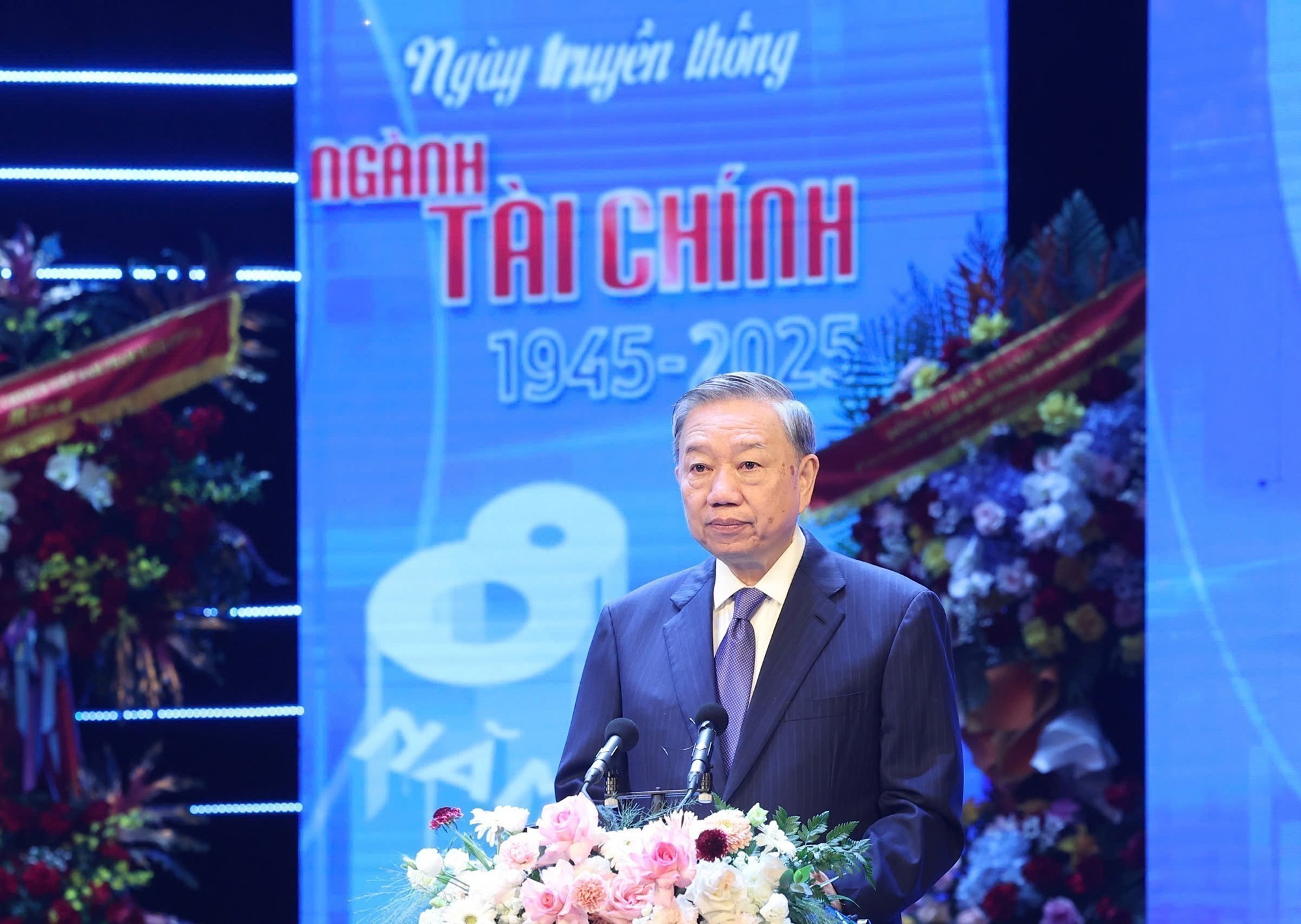 Ngành Tài chính đón nhận Huân chương Độc lập hạng Nhất: Quyết liệt hành động vì mục tiêu đất nước hùng cường