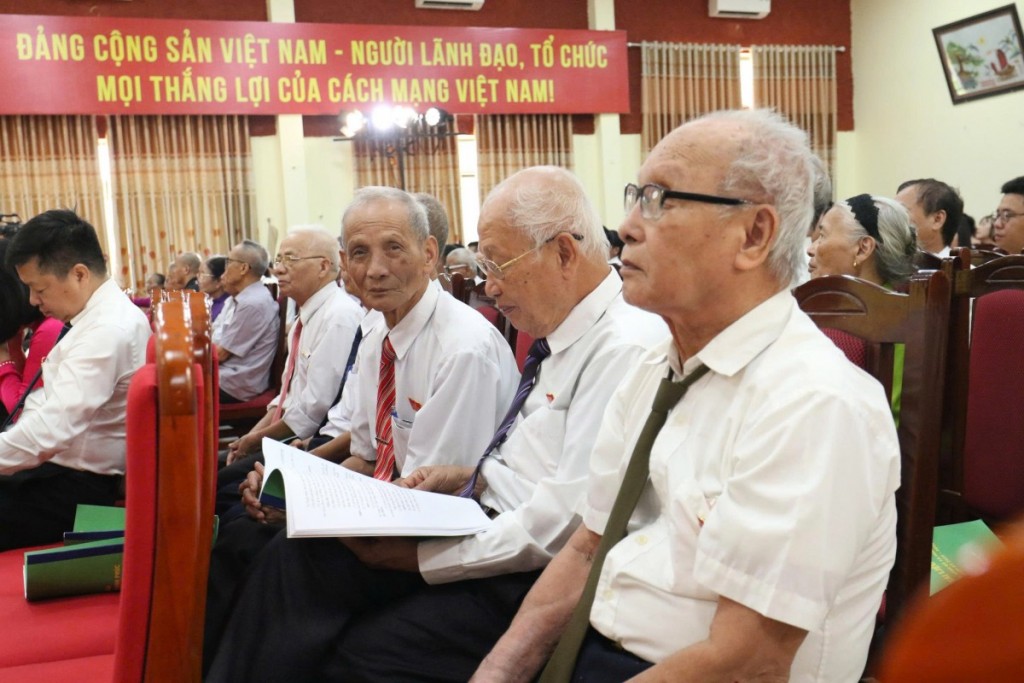 Xây dựng xã Minh Châu trở thành xã thông minh, xanh - văn minh - hạnh phúc