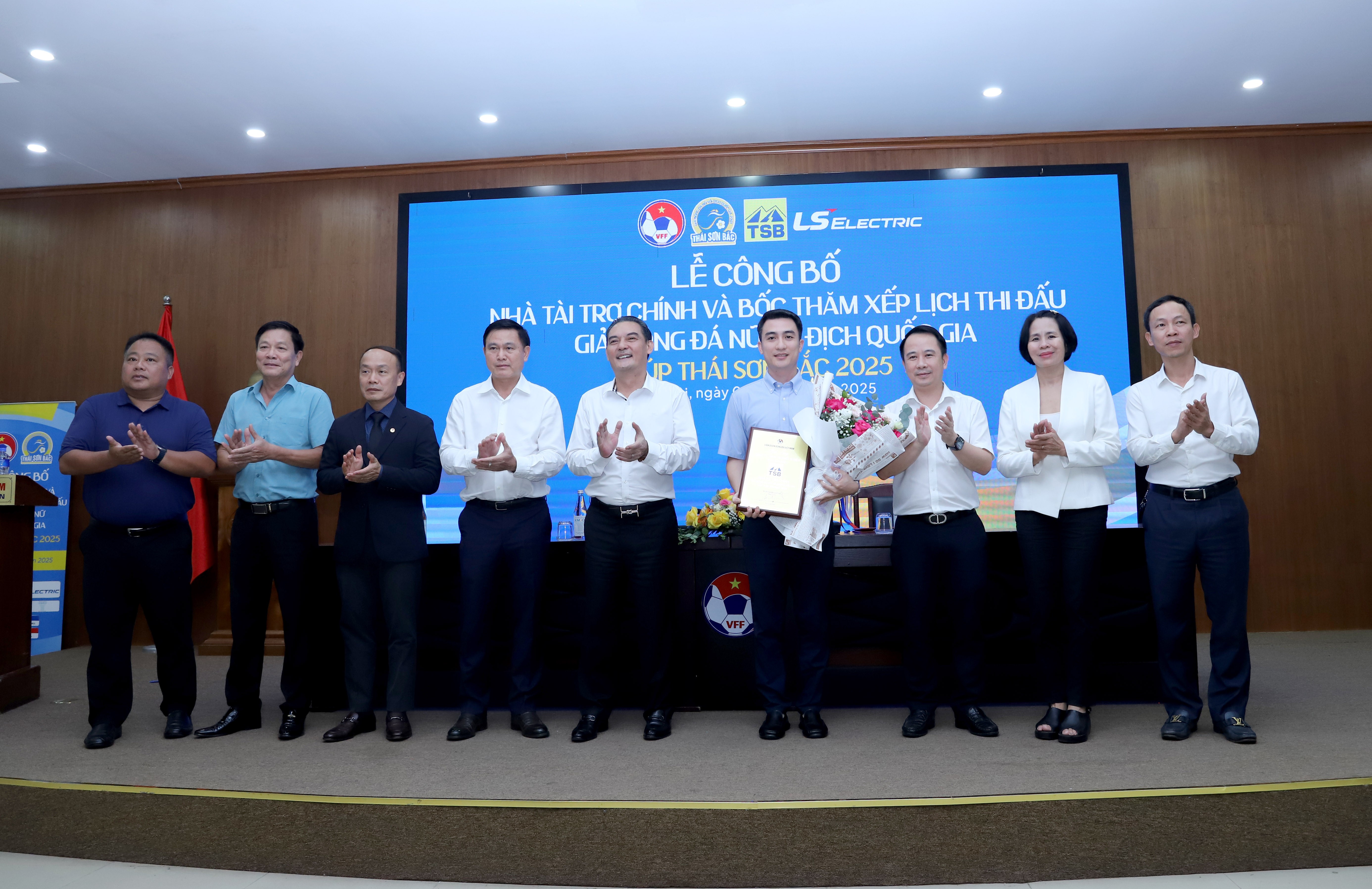 Bốc thăm xếp lịch thi đấu Giải bóng đá nữ Vô địch quốc gia - Cúp Thái Sơn Bắc 2025