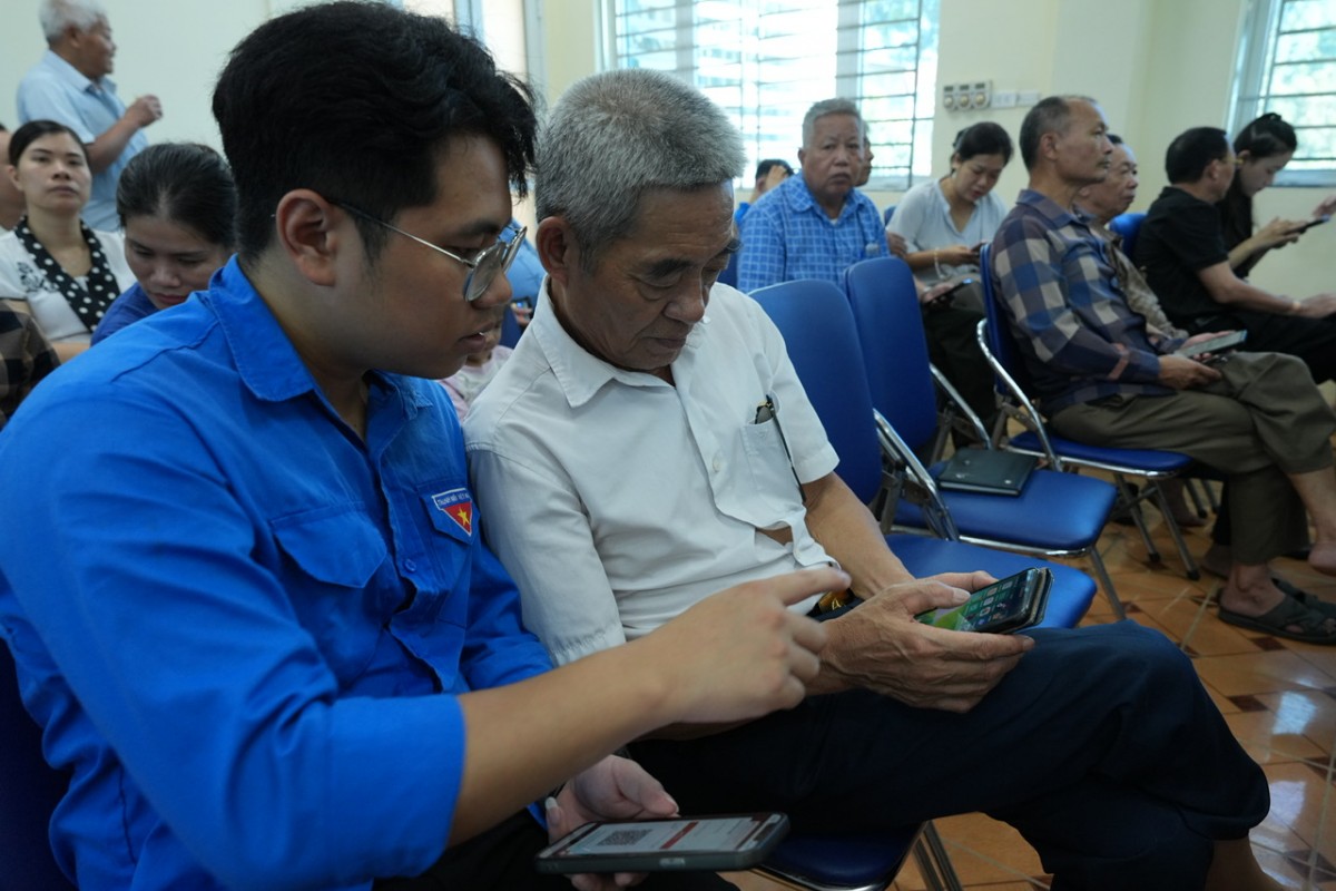 Phường Yên Nghĩa tập huấn chuyên sâu về chuyển đổi số, ứng dụng AI trong quản lý hành chính