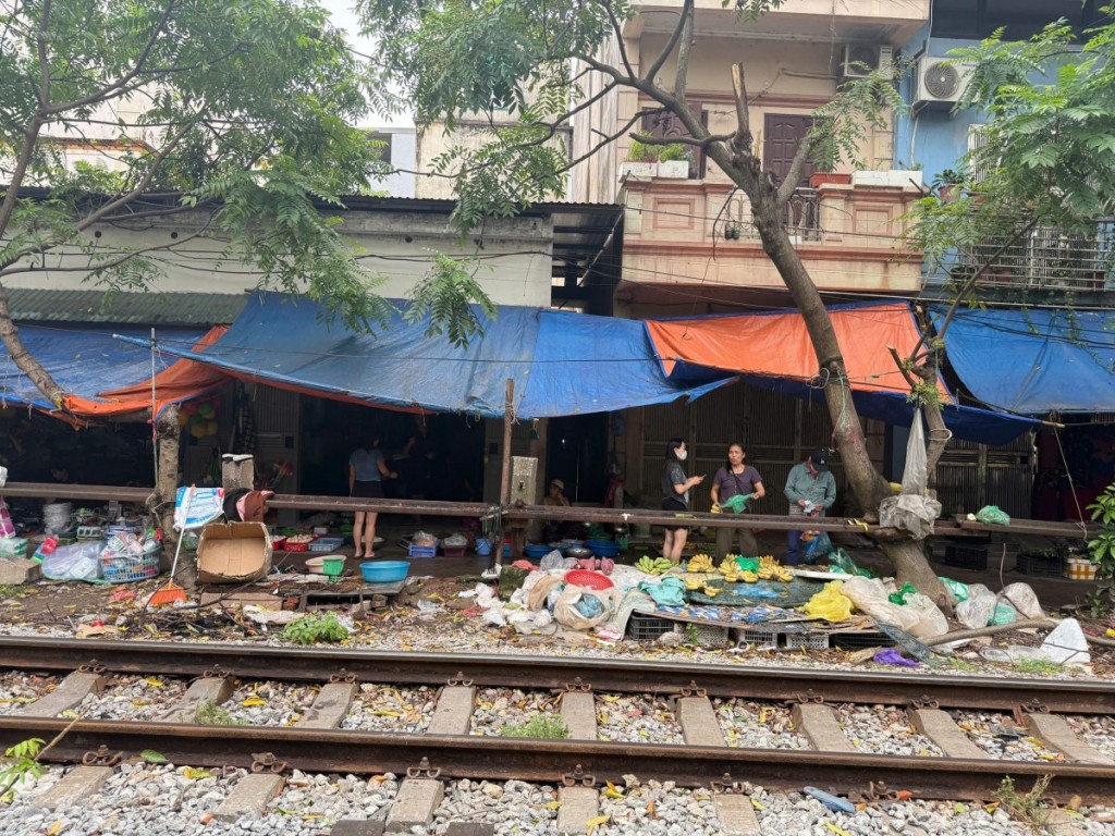 Xoá chợ cóc, chợ tạm trên địa bàn Hà Nội - Kỳ 2: Thay đổi từ ý thức và thói quen