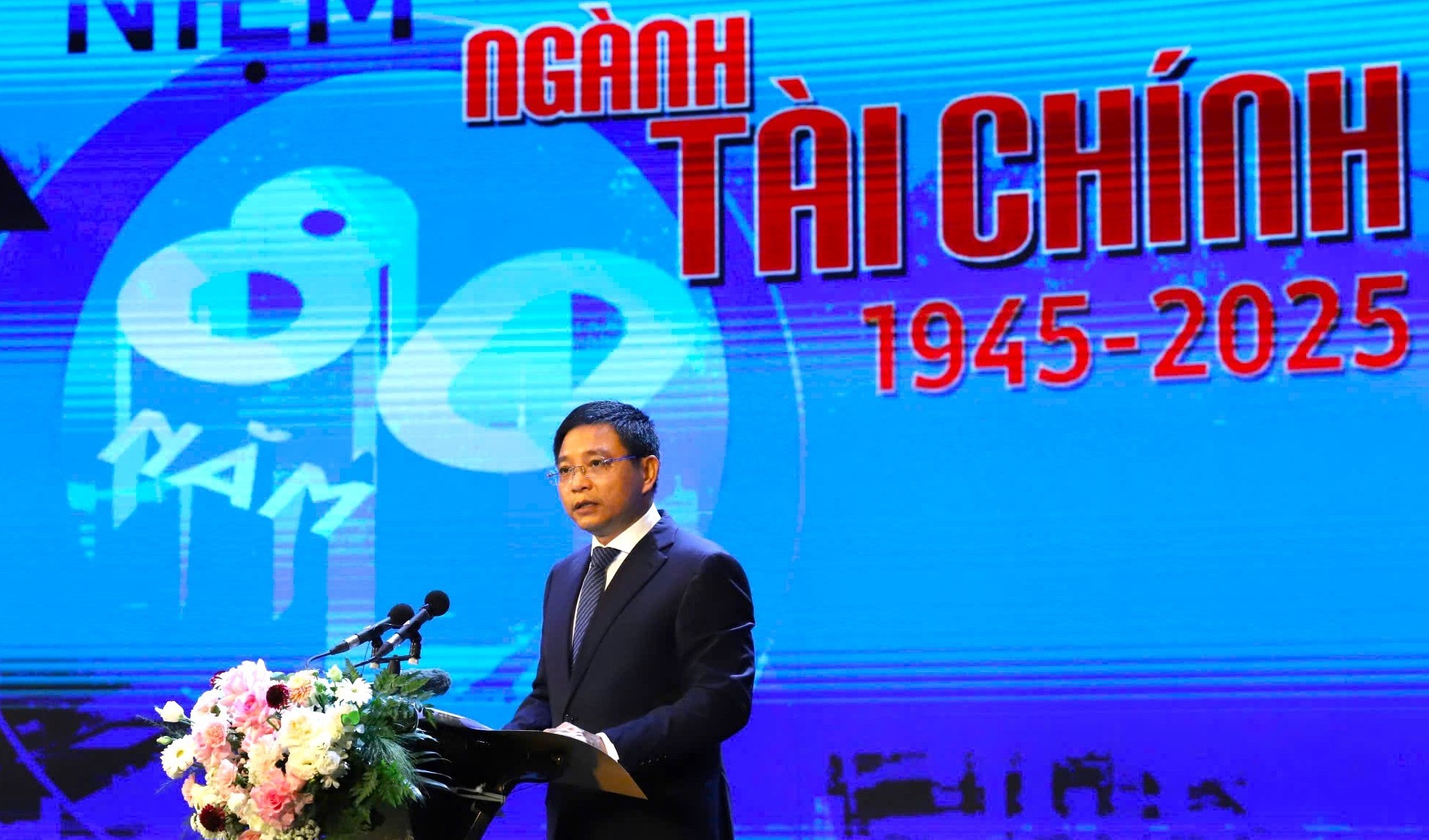 5 mũi nhọn để ngành tài chính dẫn dắt tăng trưởng bền vững