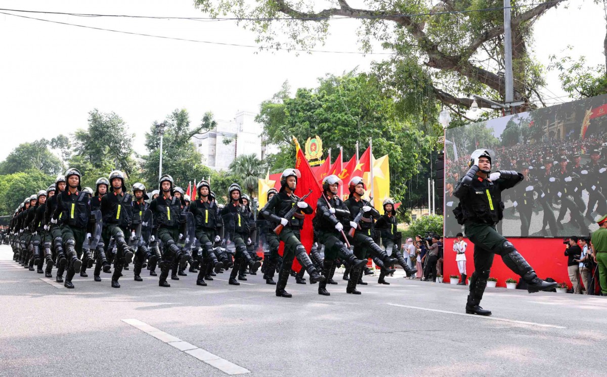 Khơi dậy tình yêu Tổ quốc từ 