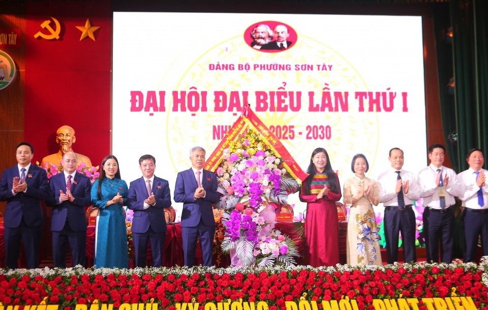 Tạo nền tảng đưa Sơn Tây vững bước vào kỷ nguyên mới