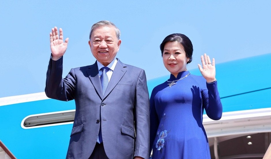 Tổng Bí thư Tô Lâm và Phu nhân bắt đầu chuyến thăm cấp Nhà nước tới Hàn Quốc