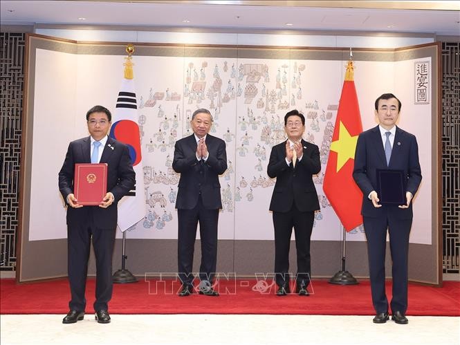 Việt Nam - Hàn Quốc ưu tiên hợp tác các ngành công nghệ chiến lược