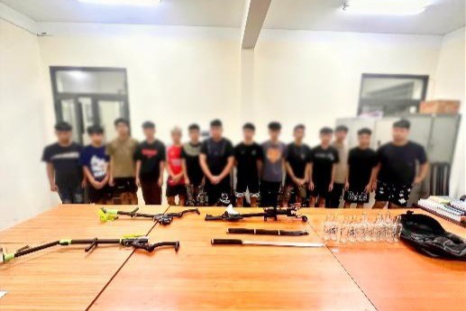 Bắt giữ 15 thanh thiếu niên hỗn chiến bằng hung khí, tạm giữ hình sự 7 đối tượng