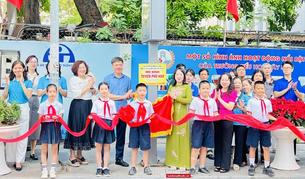 Phường Hai Bà Trưng: Sôi nổi các hoạt động chào mừng Đại hội Đảng các cấp