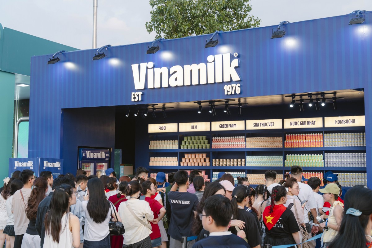 Nhìn lại những khoảnh khắc “cực cháy” của Vinamilk tại V-Concert & V-Fest Nhìn lại những khoảnh khắc “cực cháy” của Vinamilk tại V-Concert & V-Fest