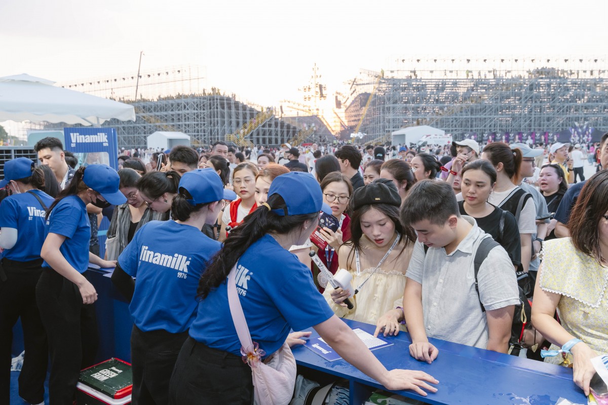 Nhìn lại những khoảnh khắc “cực cháy” của Vinamilk tại V-Concert & V-Fest Nhìn lại những khoảnh khắc “cực cháy” của Vinamilk tại V-Concert & V-Fest