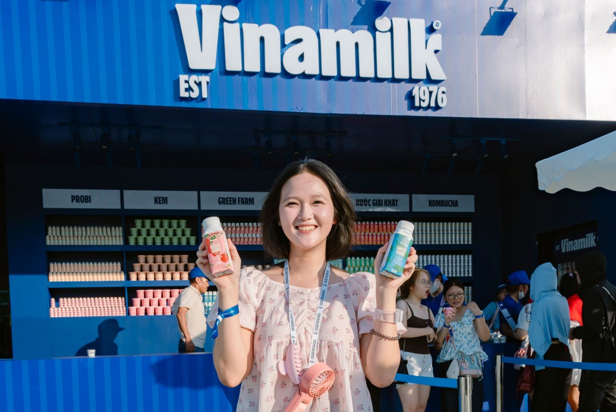 Nhìn lại những khoảnh khắc “cực cháy” của Vinamilk tại V-Concert & V-Fest Nhìn lại những khoảnh khắc “cực cháy” của Vinamilk tại V-Concert & V-Fest