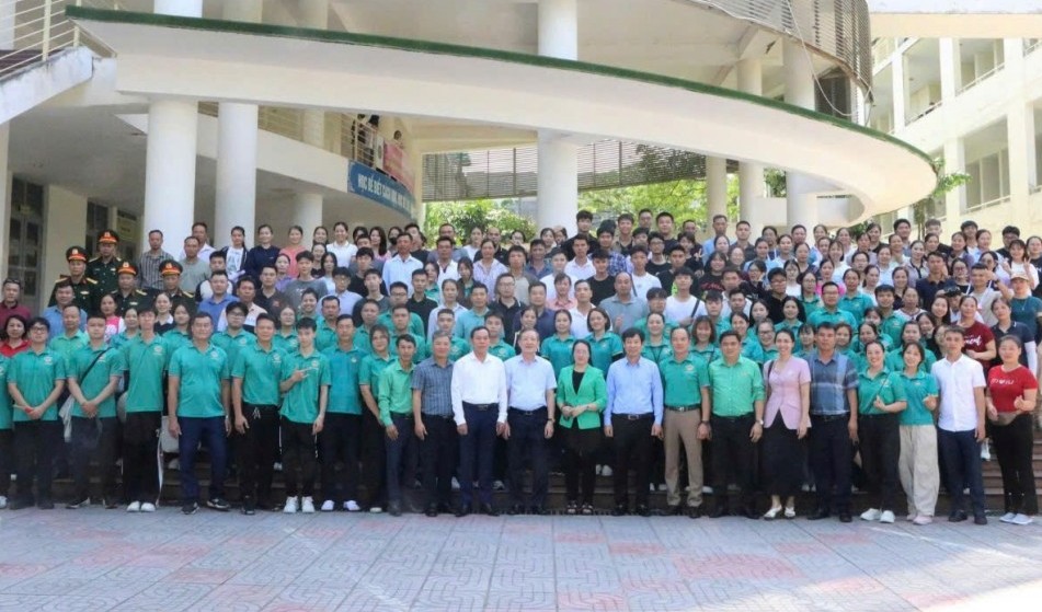 Hội viên nông dân quyết tâm hoàn thành xuất sắc nhiệm vụ