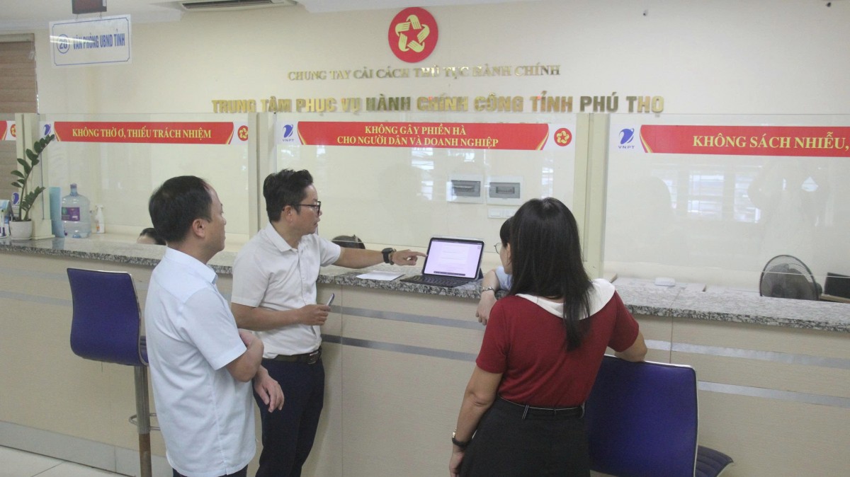 Đồng Hành Cùng Các Địa Phương Nâng Cao Hiệu Quả Vận Hành Chính Quyền Cơ Sở Đồng Hành Cùng Các Địa Phương Nâng Cao Hiệu Quả Vận Hành Chính Quyền Cơ Sở