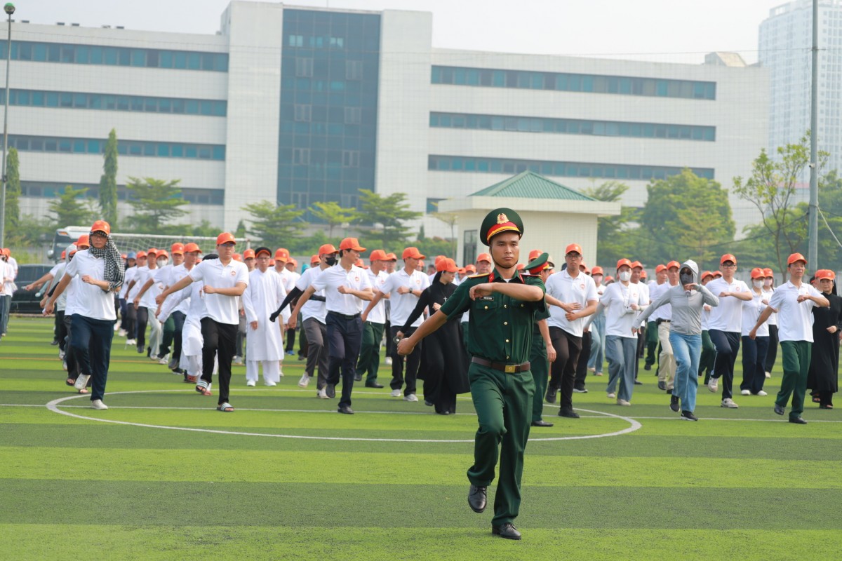 Lãnh đạo Mặt trận thăm, động viên Khối đại đoàn kết toàn dân tộc tham gia diễu hành A80
