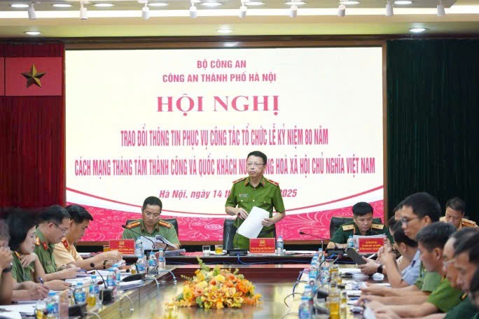 Công an Hà Nội chủ động phối hợp với các ban ngành đảm bảo an ninh trật tự ngày lễ lớn Triển khai đồng bộ các phương án, đảm bảo an toàn tuyệt đối Lễ kỷ niệm 80 năm Quốc khánh 2/9