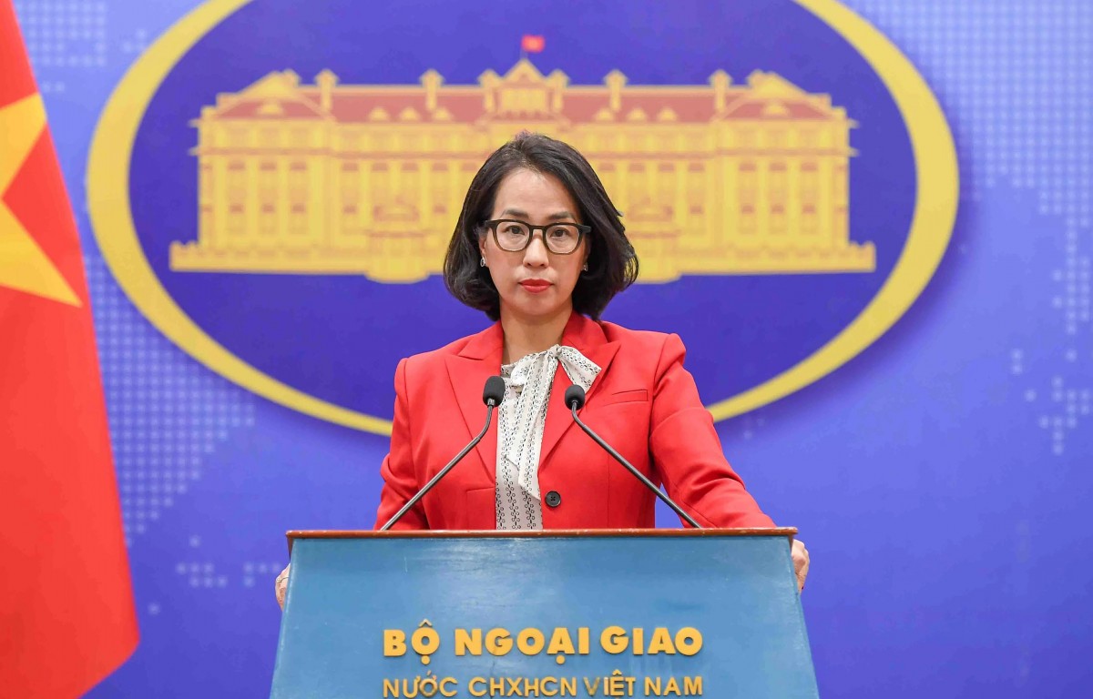 Người phát ngôn Bộ Ngoại giao Phạm Thu Hằng tại họp báo thường kỳ Người phát ngôn Bộ Ngoại giao Phạm Thu Hằng tại họp báo thường kỳ