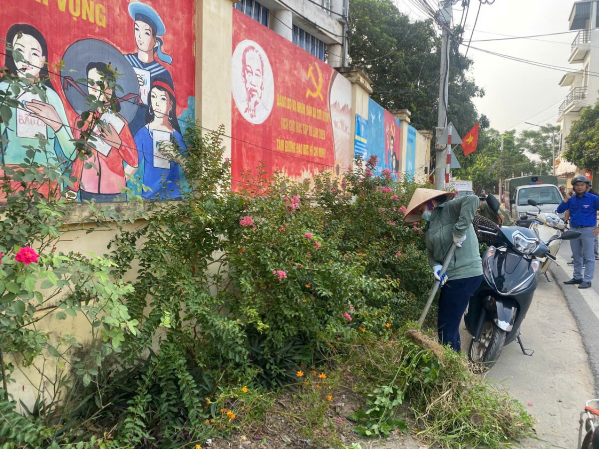 Đoài Phương ra quân lập lại trật tự đô thị Đoài Phương ra quân lập lại trật tự đô thị