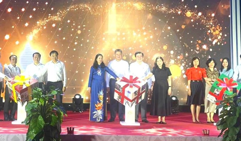 Hà Nội quảng bá tinh hoa làng nghề qua Hội chợ quà tặng 2025