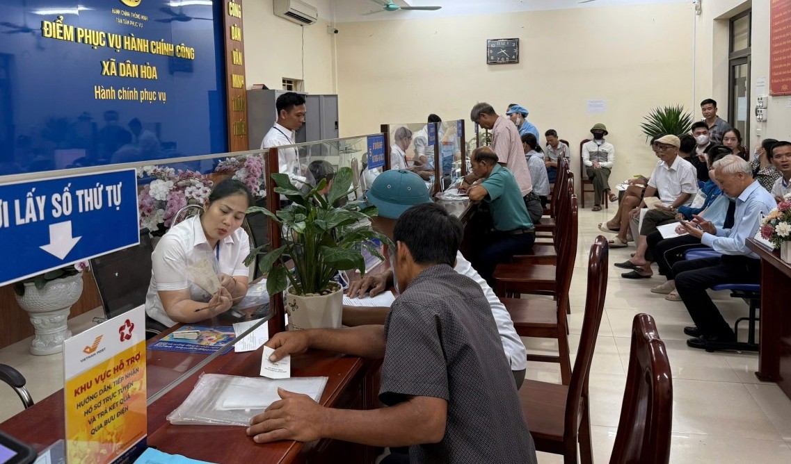 Ủy ban MTTQ Việt Nam Thành phố giám sát vận hành mô hình chính quyền địa phương 2 cấp tại xã Dân Hòa