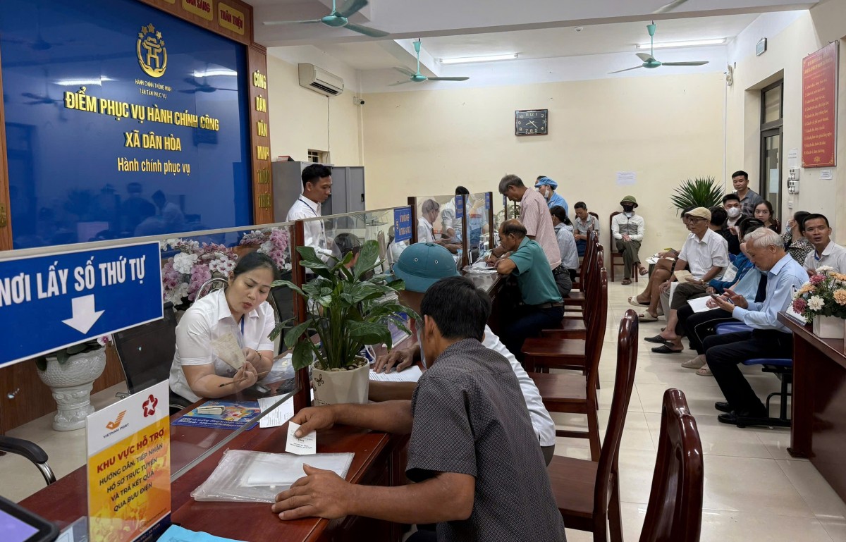 Ủy ban MTTQ Việt Nam Thành phố giám sát vận hành mô hình chính quyền địa phương 2 cấp tại xã Dân Hòa