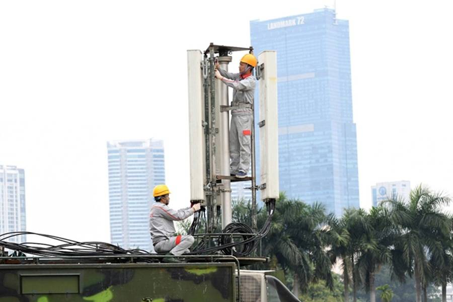 Với 1.700 trạm 5G cả lớn và nhỏ, 5G Viettel phủ sóng toàn bộ các địa điểm diễu binh, diễu hành cũng như các sự kiện chào mừng. Ảnh: Viettel