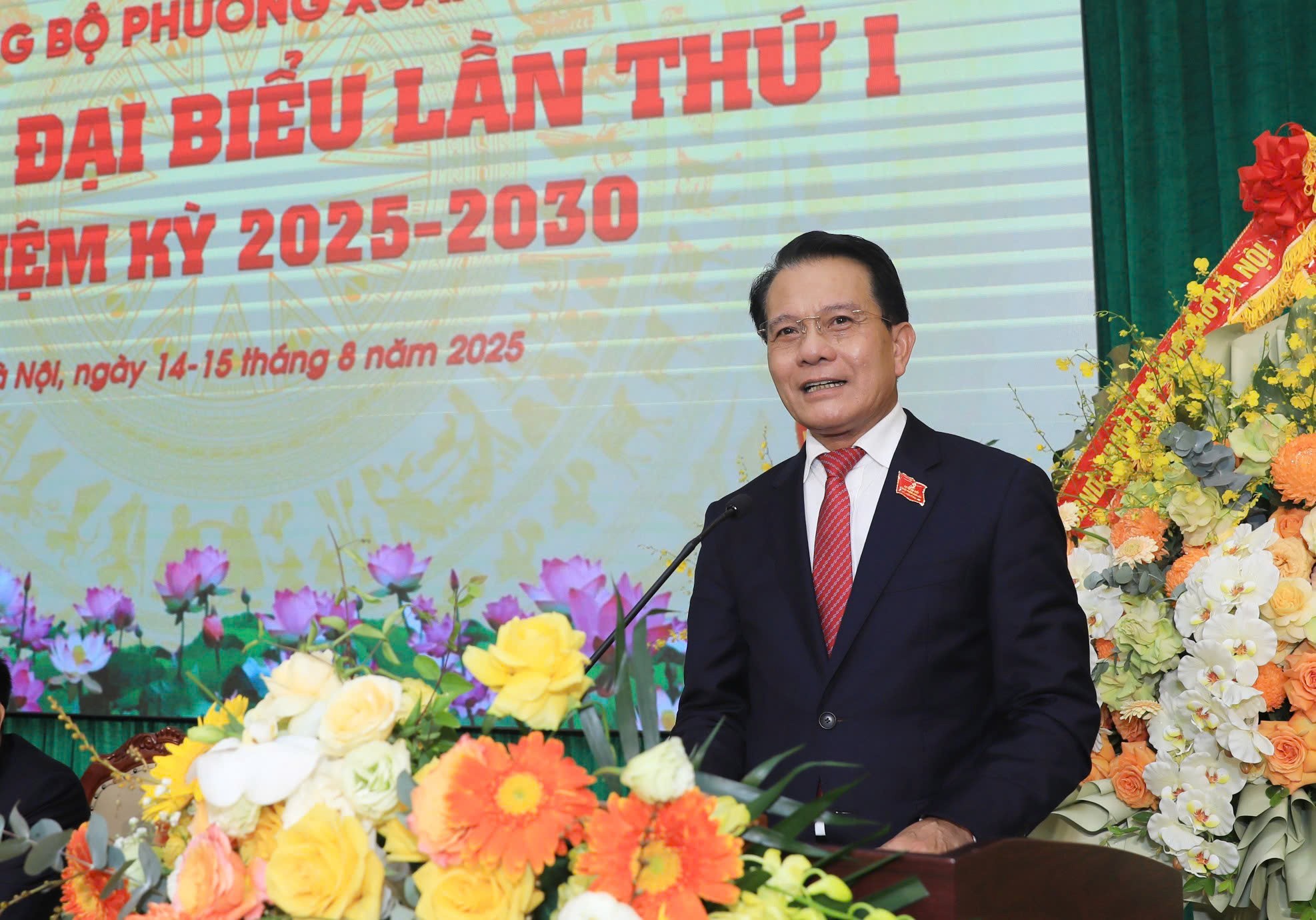 Xây dựng Đảng bộ vững mạnh, kiến tạo Xuân Đỉnh trở thành đô thị thông minh, kiểu mẫu