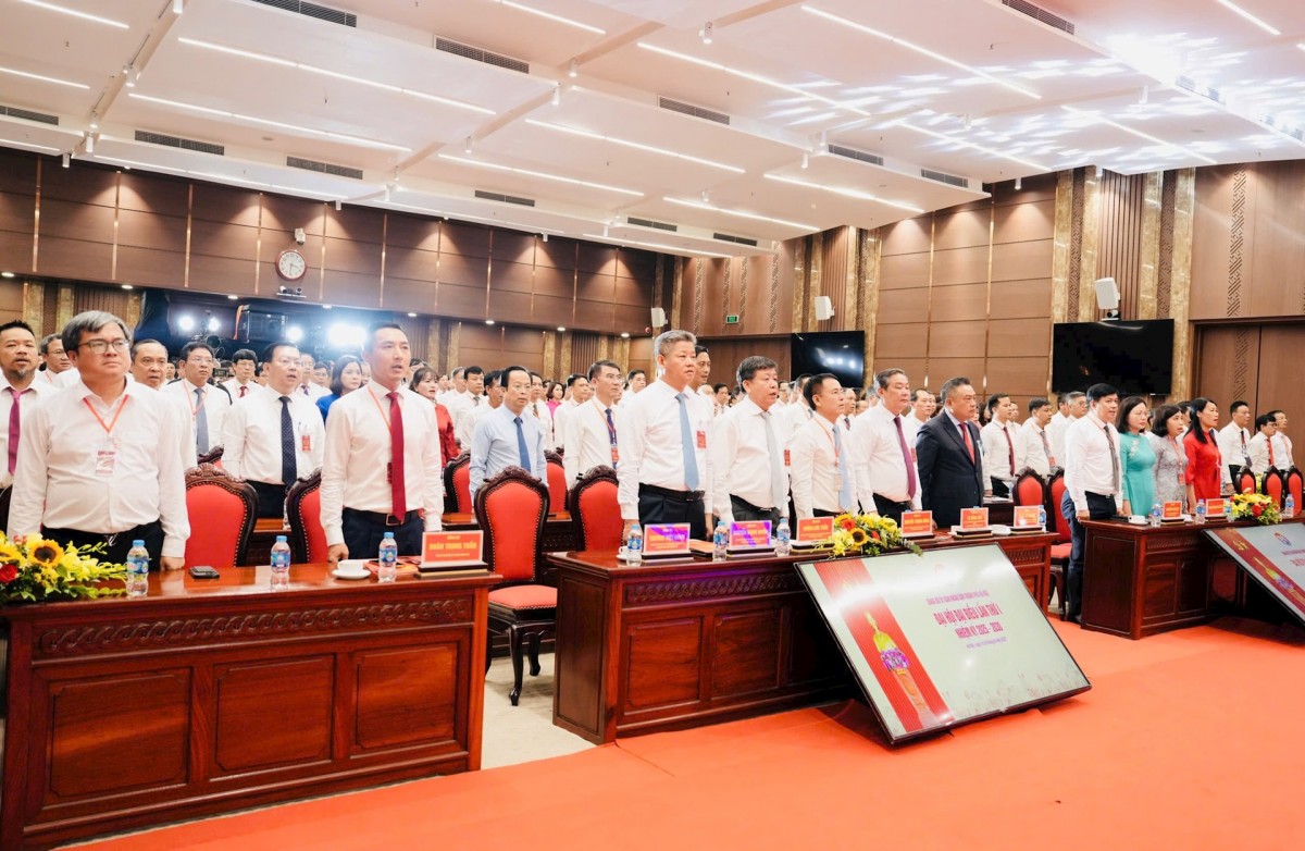 Hơn 270 đại biểu tham dự Đại hội đại biểu Đảng bộ UBND thành phố Hà Nội lần thứ I