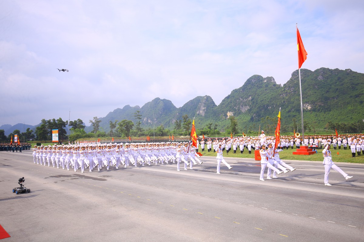 Nên đi bằng phương tiện nào để xem tổng duyệt diễu binh, diễu hành 2/9?