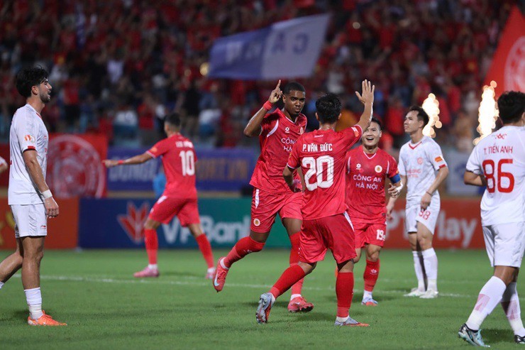 Kịch tính phút cuối, Công an Hà Nội chia điểm Thể Công Viettel ngày khai màn V-League 2025/2026