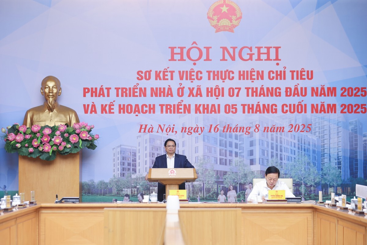 Quyết tâm trong năm 2025 sẽ hoàn thành 100.000 căn nhà ở xã hội
