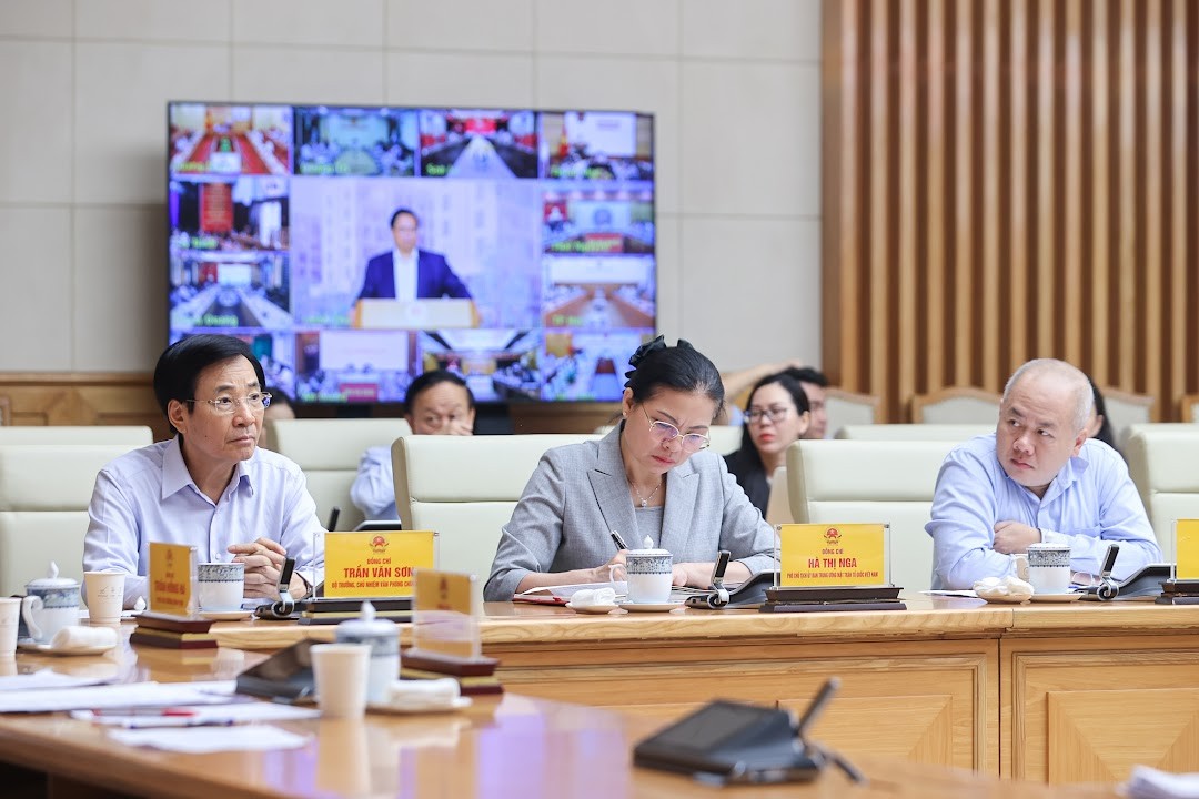 Thủ tướng: Nâng ngưỡng thu nhập được mua nhà xã hội theo hướng phù hợp hơn