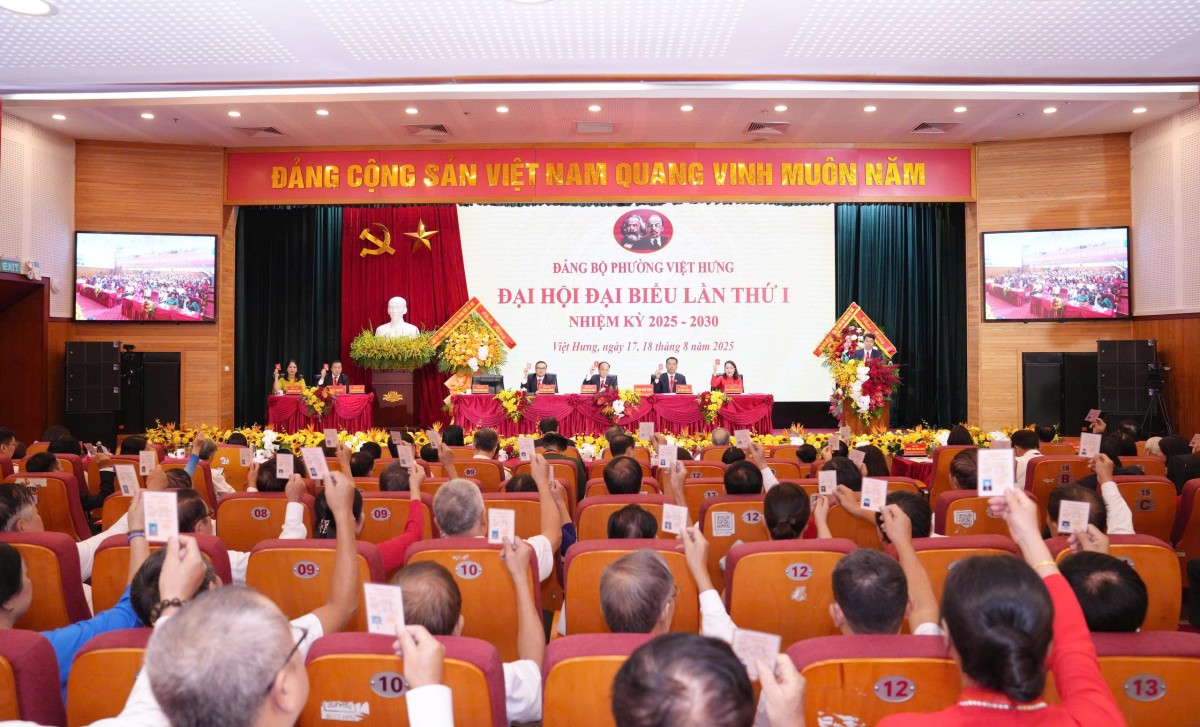 Xây dựng phường Việt Hưng phát triển bền vững, văn minh, hiện đại